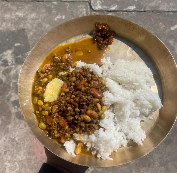 Отель Q Star  The Perfect Move