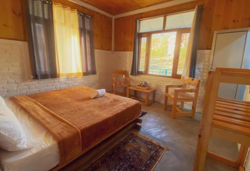 Отель Q Star The Perfect Move