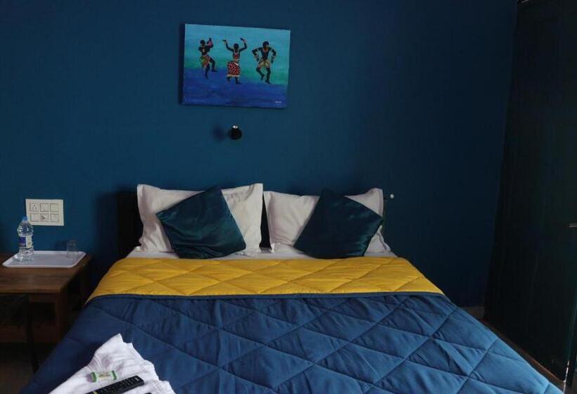 هتل Seagreen Beach Resort