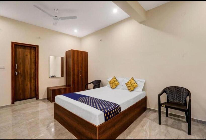 فندق Wood Side Recidency