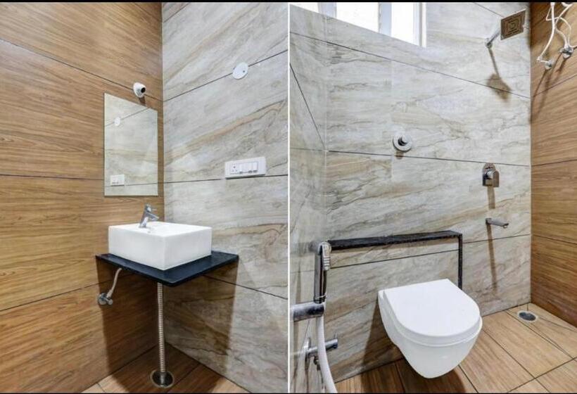 فندق Wood Side Recidency