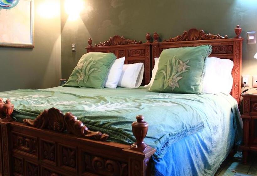 La Casa B & B