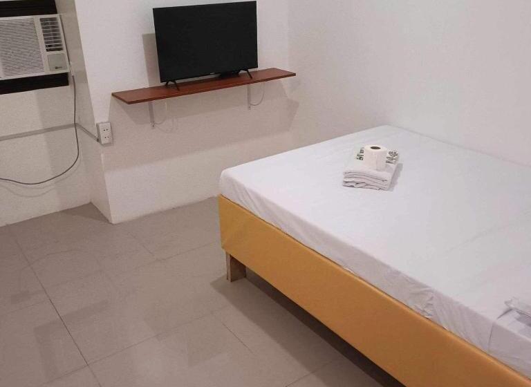 فندق على الطريق Transit Inn