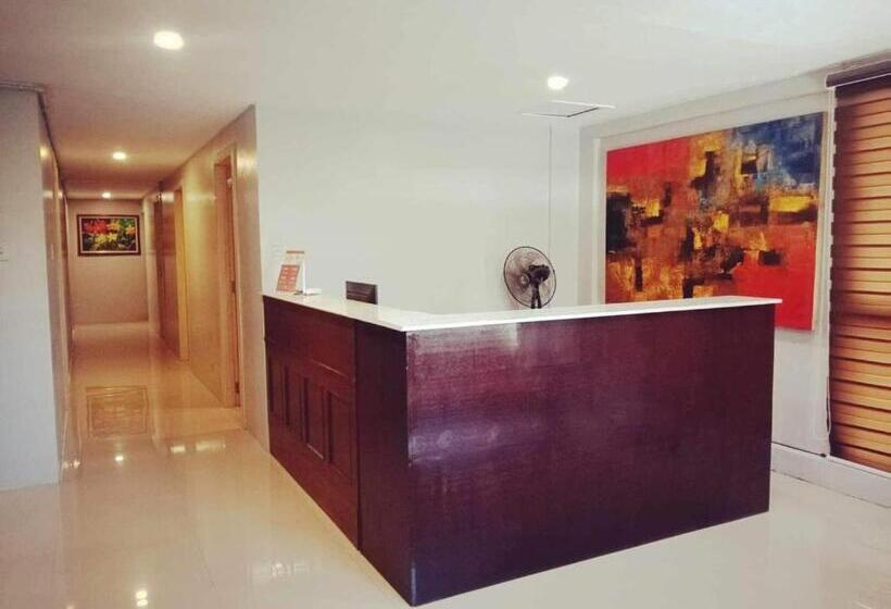 فندق على الطريق Transit Inn
