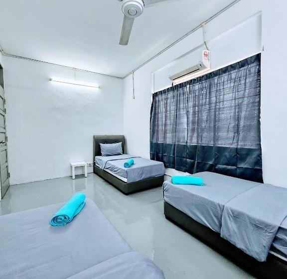 Panchor 6 Hostel