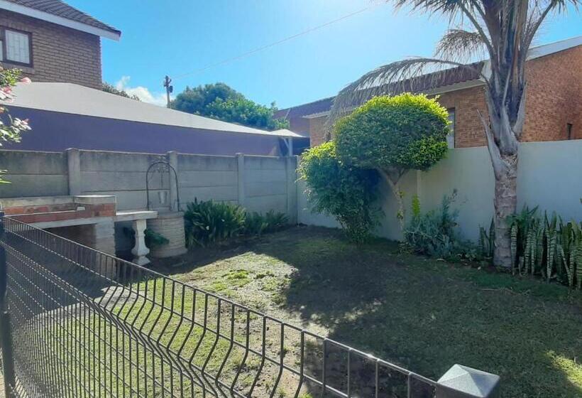 פנסיון 22 On Port Natal Hartenbos