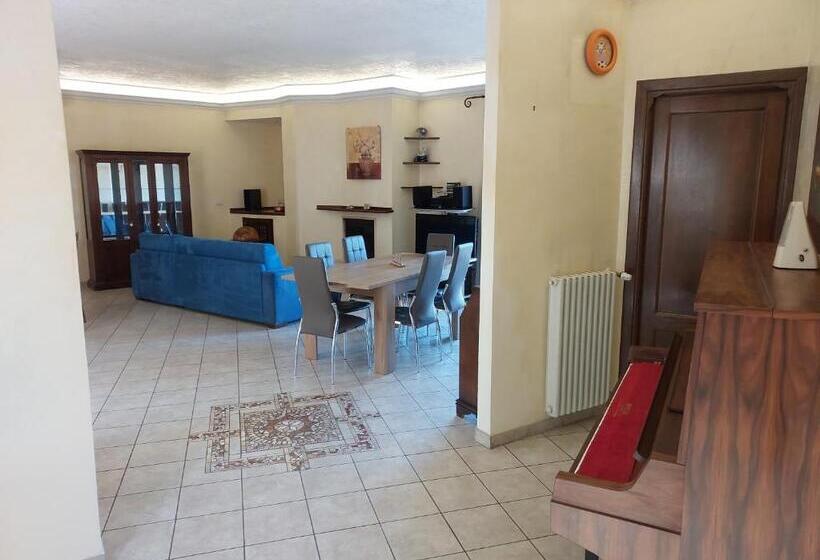 膳宿费 Al Capolinea