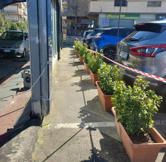 膳宿费 Al Capolinea