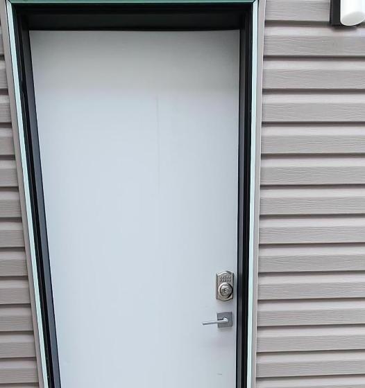 Pensionat Entire Basement Suite With Private Entrance