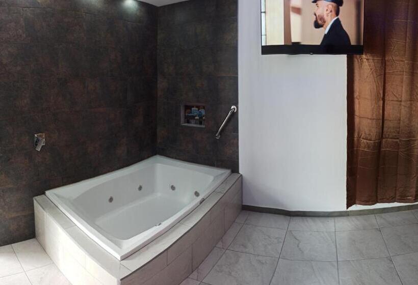 پانسیون Hostal Zafiro