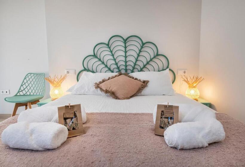 膳宿费 La Casa De Las Flores