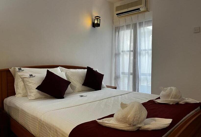 بنسيون Livin Lush Luxury Retreat