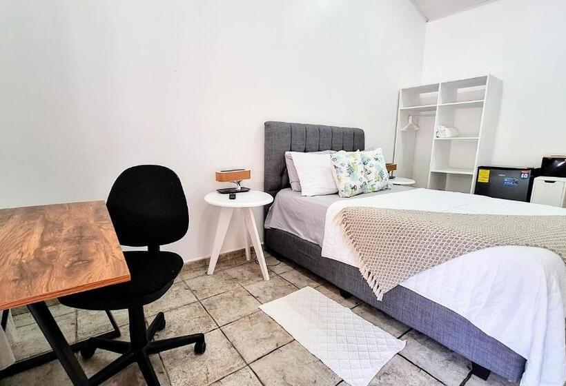 بنسيون Oceanic Playa Matapalo