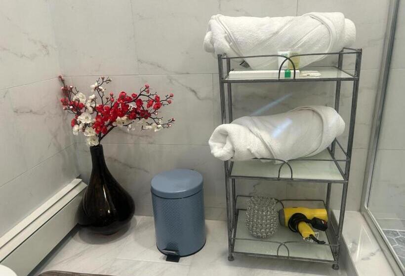 פנסיון Private Suite In Huntington Station