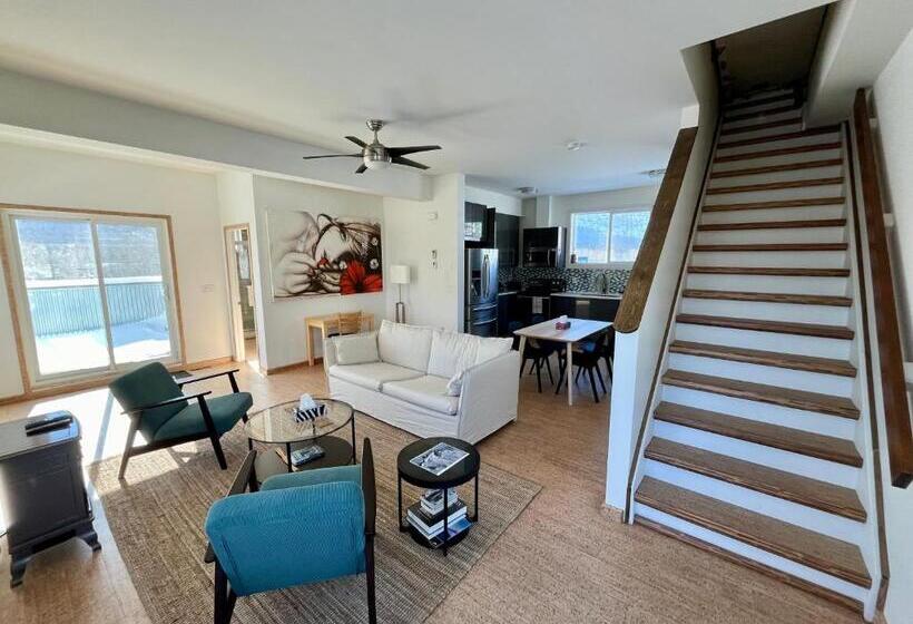 بنسيون Ravens End