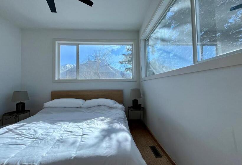 بنسيون Ravens End