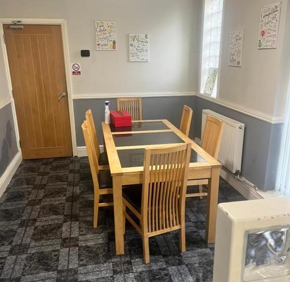 膳宿费 Rose House