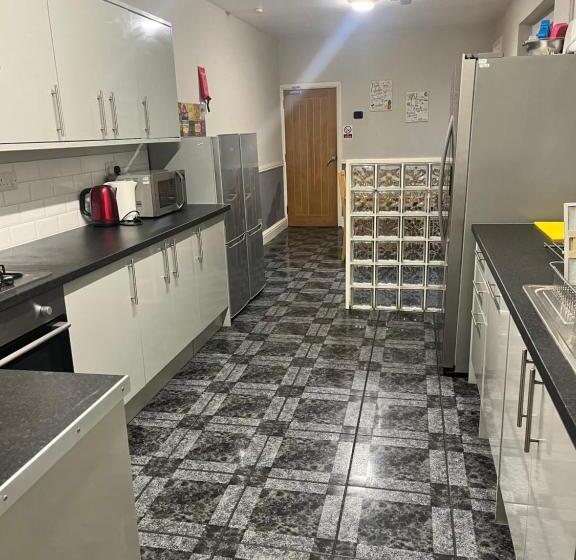 膳宿费 Rose House