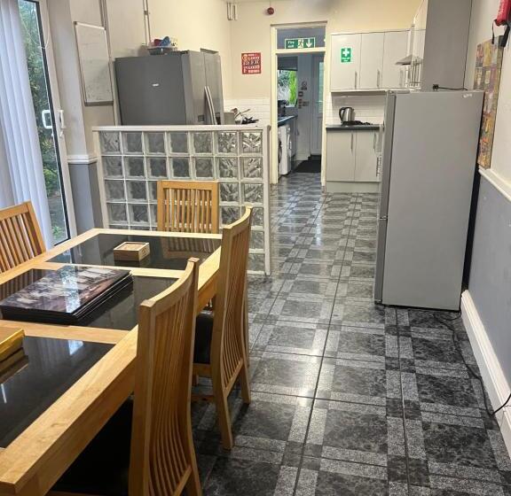 膳宿费 Rose House