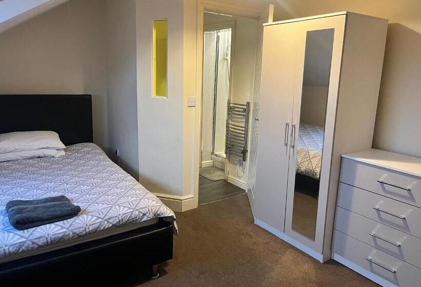 膳宿费 Rose House