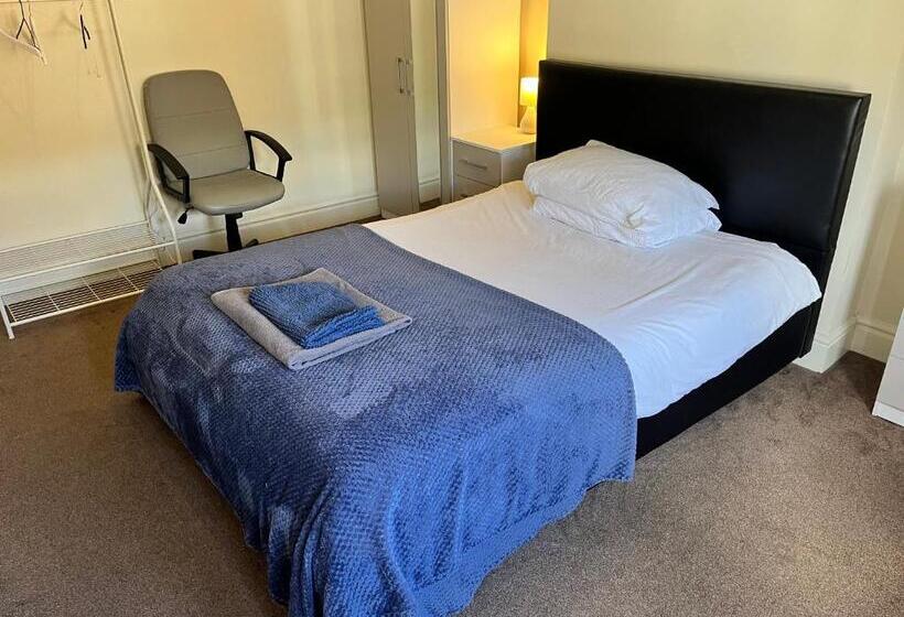 膳宿费 Rose House