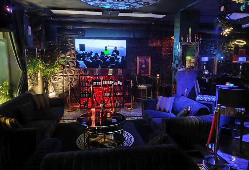 پانسیون Terminal 1