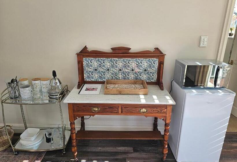 פנסיון The Rose Room