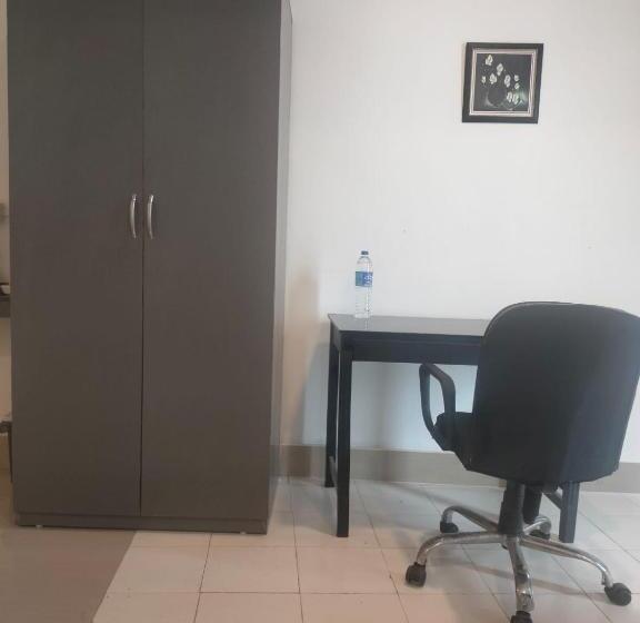 פנסיון Yummly Land Guest House