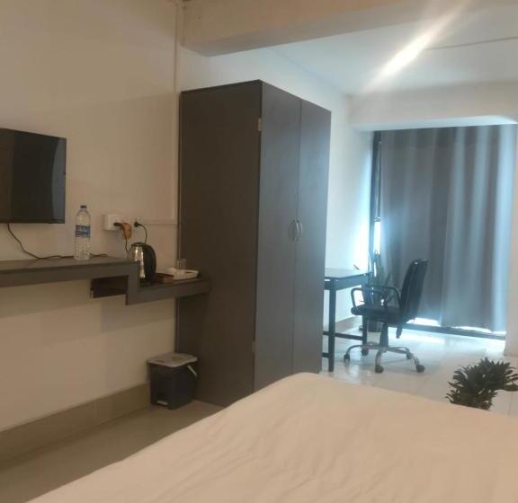 פנסיון Yummly Land Guest House