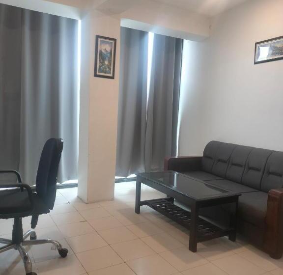 بنسيون Yummly Land Guest House