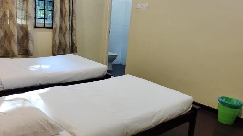 Raudhah Rest Inn