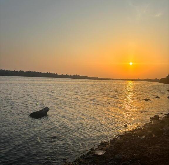 Курорт Janz Eden Bay