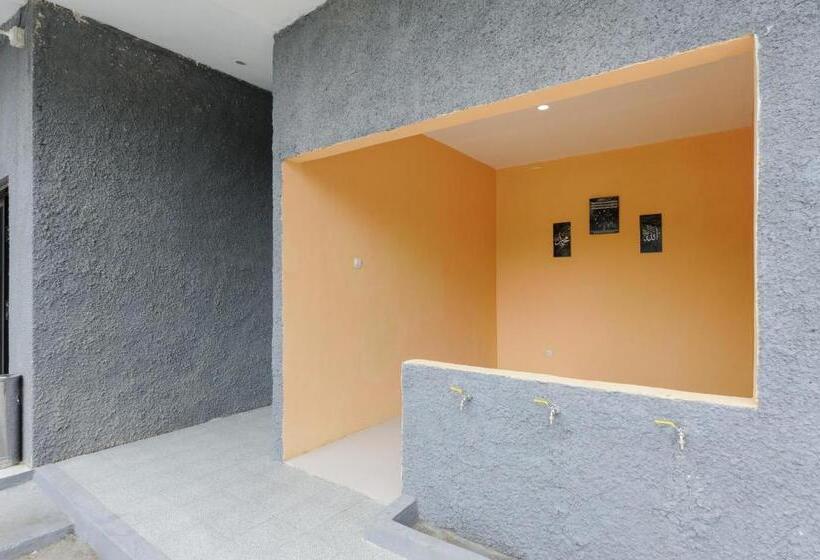 Sans Hotel Cibanteng Dramaga Bogor