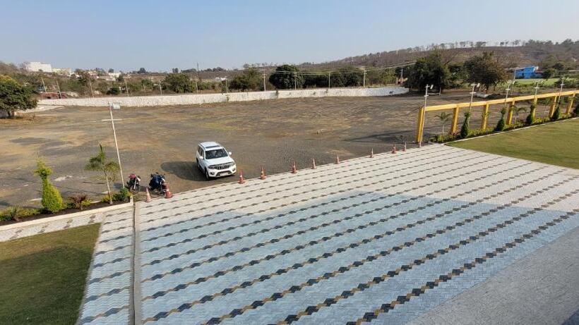 Shri Kailash Mansarovar Hotel And Marriage Garden