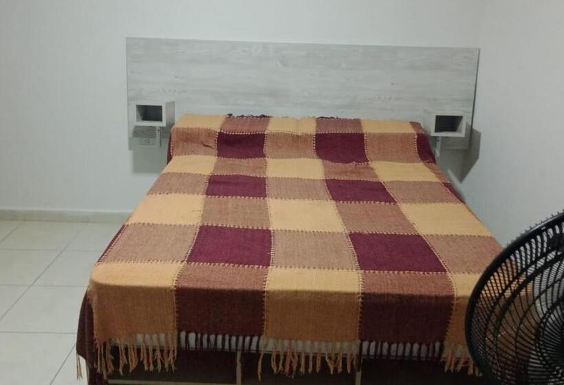 Zuviría Apart Nuez De La Isla Iii