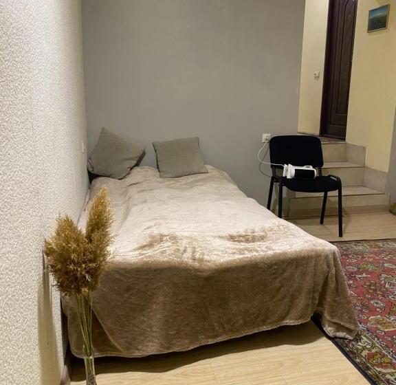 민박 Apartment In The Centre And Breakfast