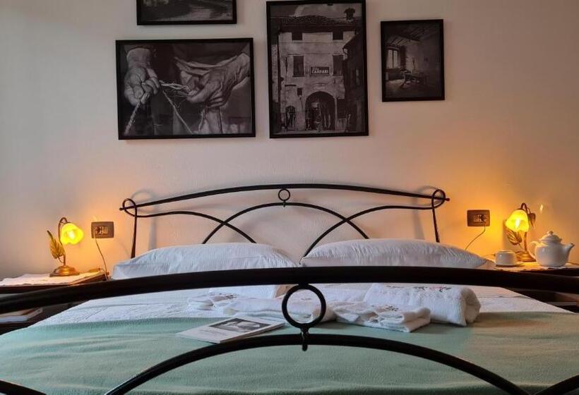 住宿加早餐  Casa Delle Rondini