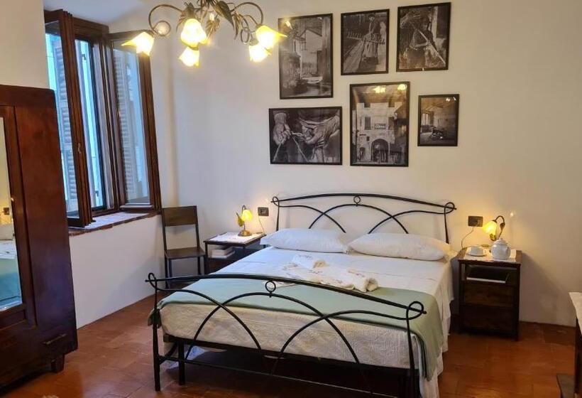 住宿加早餐  Casa Delle Rondini