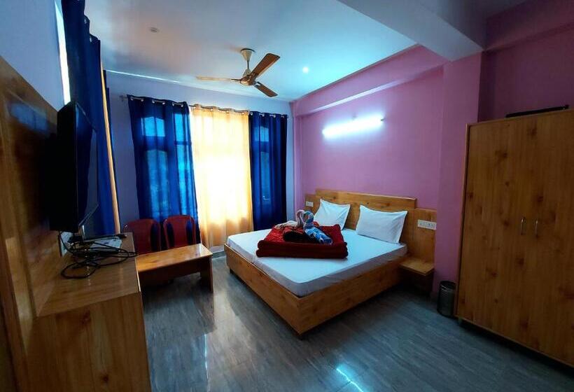 ベッドアンドブレックファースト Charlies Stay Inn