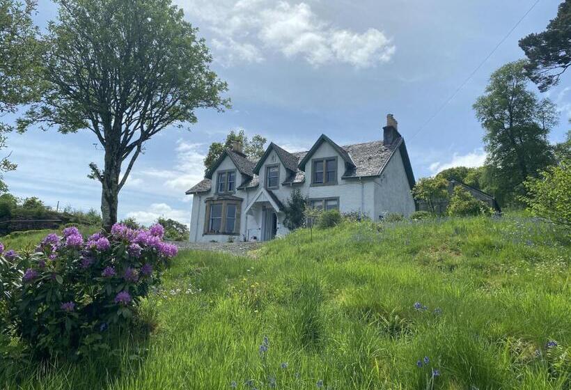 צימר Glenaros Lodge