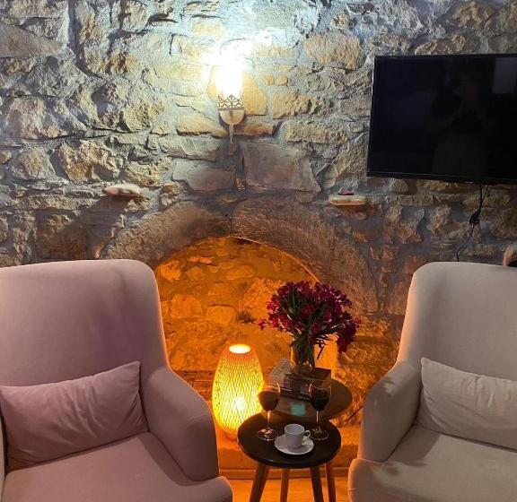 مبيت وإفطار Kalyopi Köy Evi