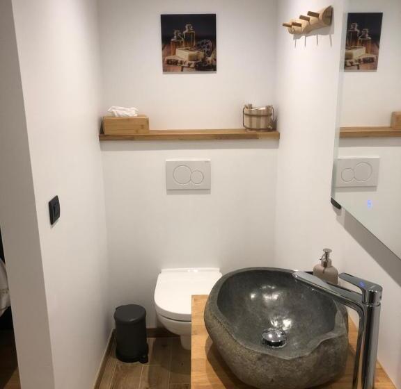 مبيت وإفطار Les Tiny House Du Mas De Mont