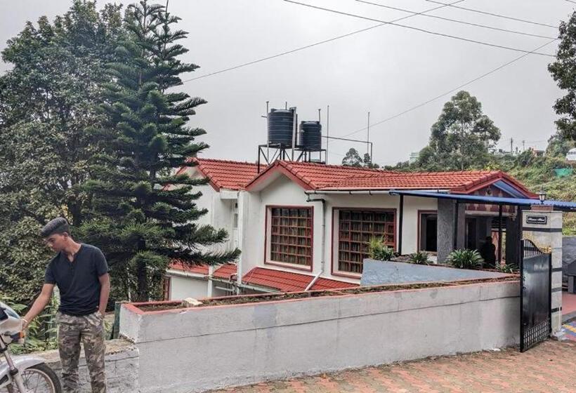 ベッドアンドブレックファースト Tara S Mist