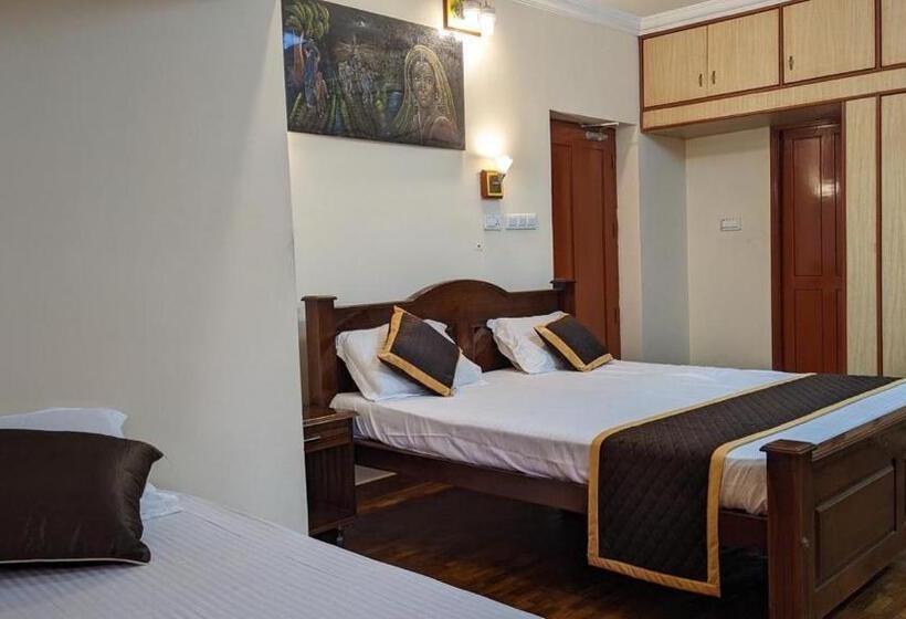 ベッドアンドブレックファースト Tara S Mist