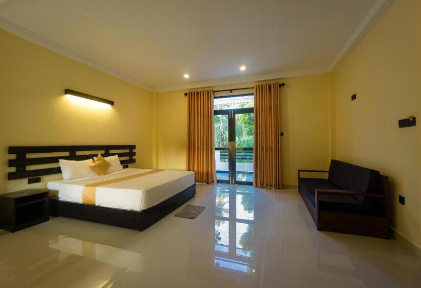 ベッドアンドブレックファースト Three Lines