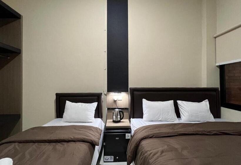 Brenn Hotel Semarang Mitra Reddoorz