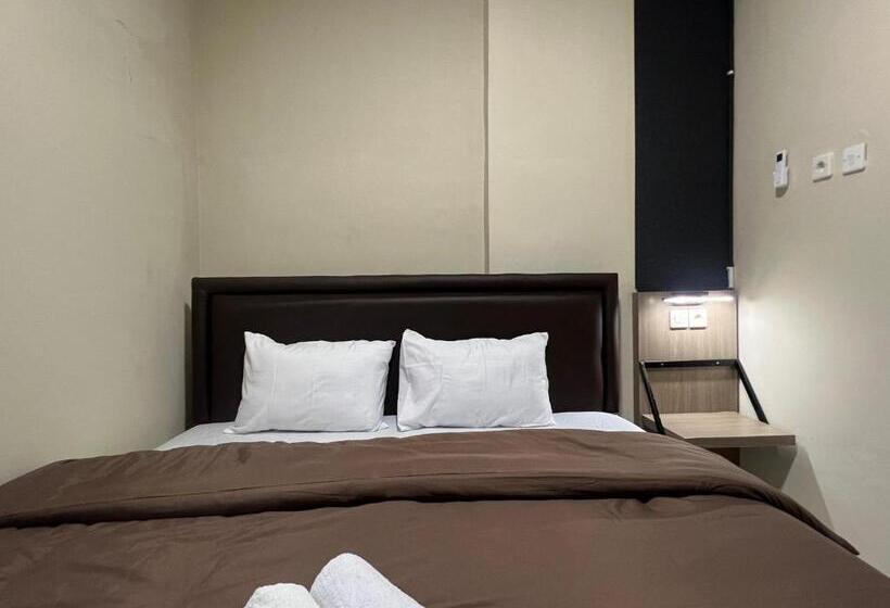 Brenn Hotel Semarang Mitra Reddoorz