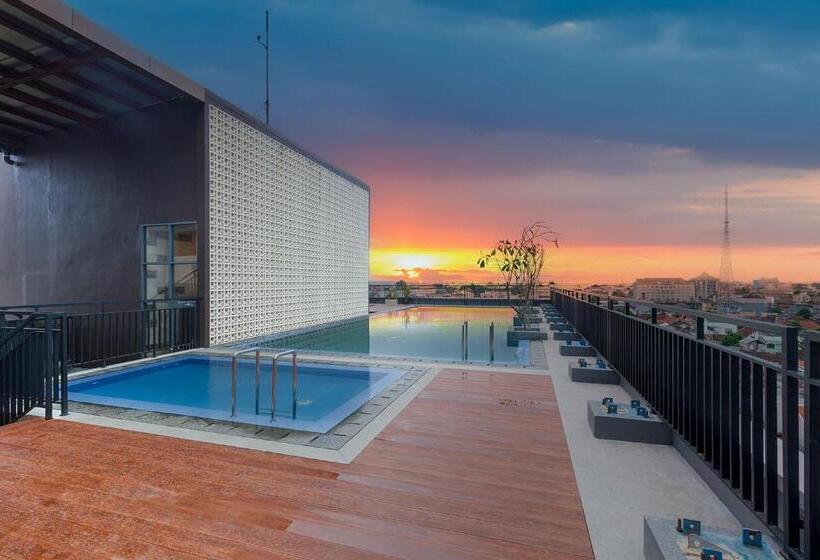 فندق 1o1 Style Yogyakarta Malioboro