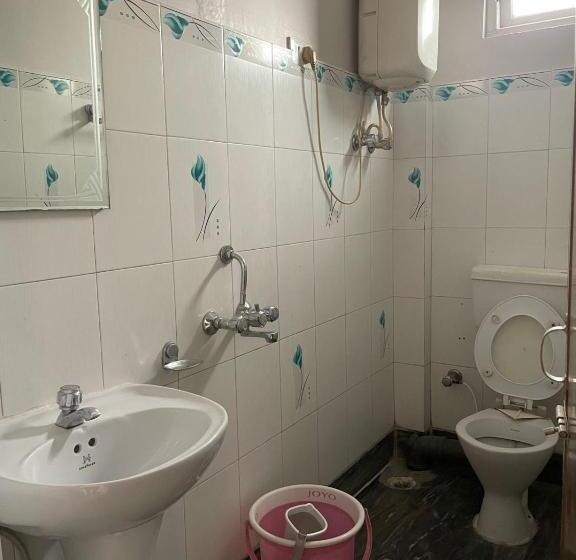 בית מלון כפרי Anjali Delux