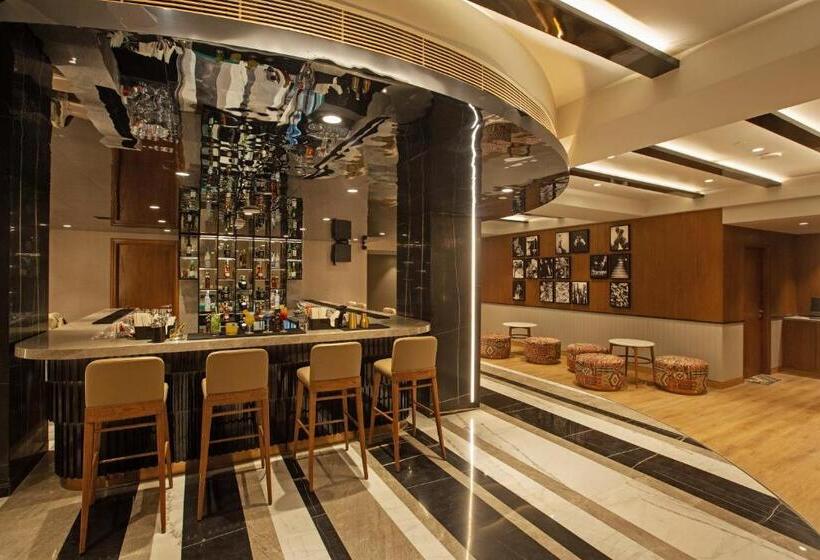 ホテル Arista By Ambition